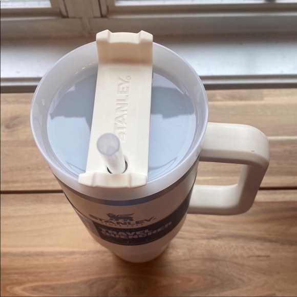 NEW Stanley Cup, CREAM, 40 ounce - Picture 4 of 4